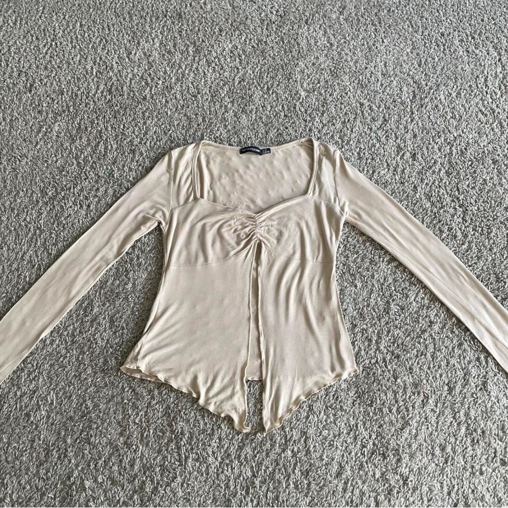 PrettyLittleThing Tan Tie Front long sleeve Size 8